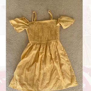 !!! 3 FOR $20!!!Off the shoulder yellow sun dress